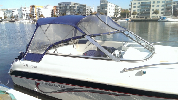 FINNMASTER 5700 OPEN venekuomu / ei kaaria, mariininsininen