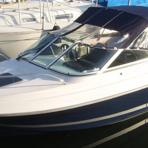 UTTERN D-55 -07-08 VENEKUOMU / ei kaaria, kapteeninsininen