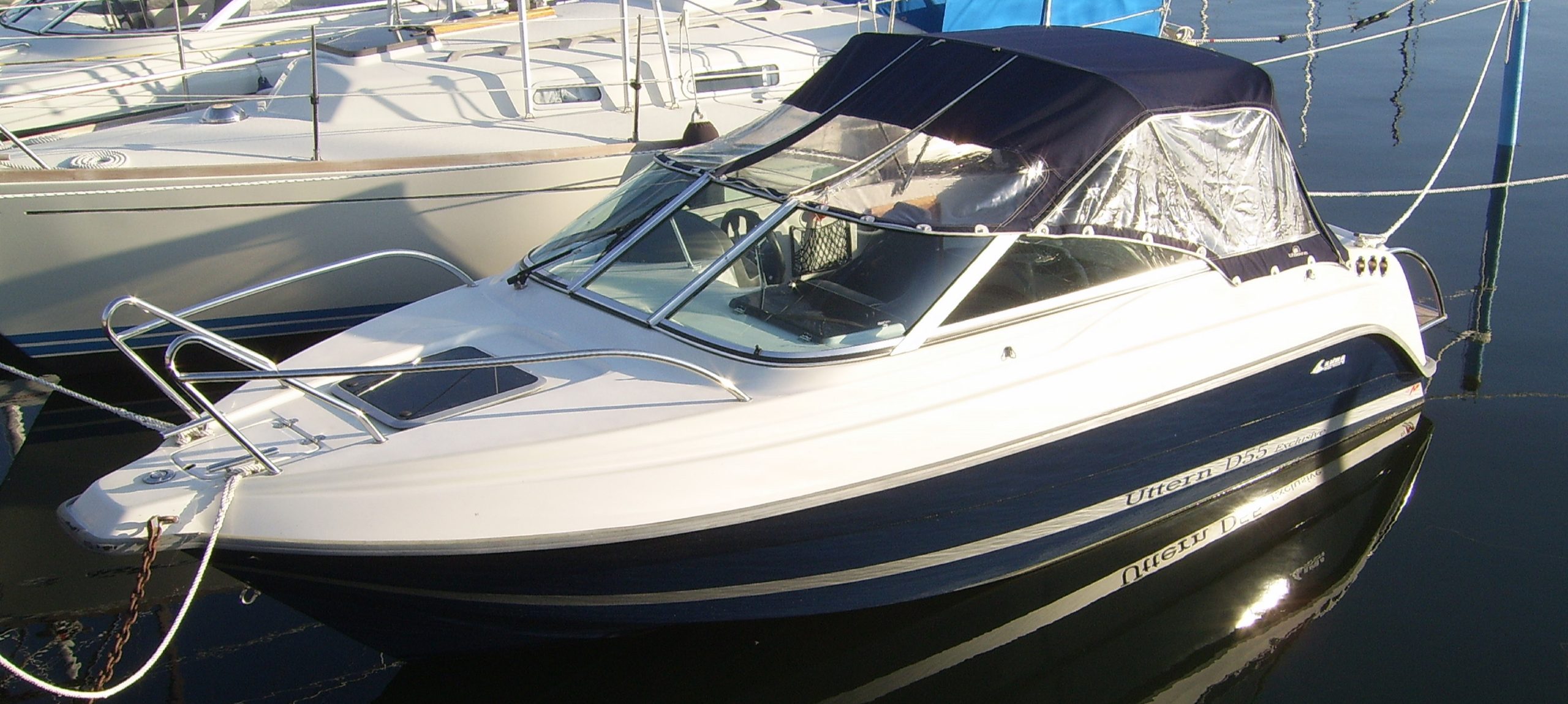 UTTERN D-55 -07-08 VENEKUOMU / ei kaaria, kapteeninsininen