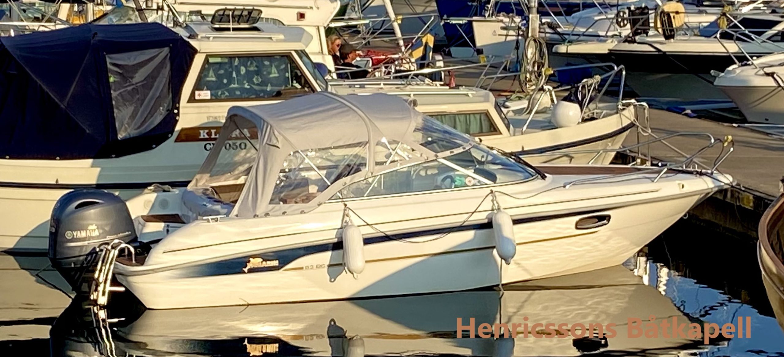 YAMARIN 63 BR/63 DC/63 BR Cross -11 venekuomu katkeava / ei kaaria, vaaleanharmaa